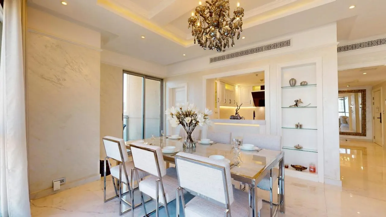 The Residences 7 - Elegant Two Bed With City View دبي 0*,